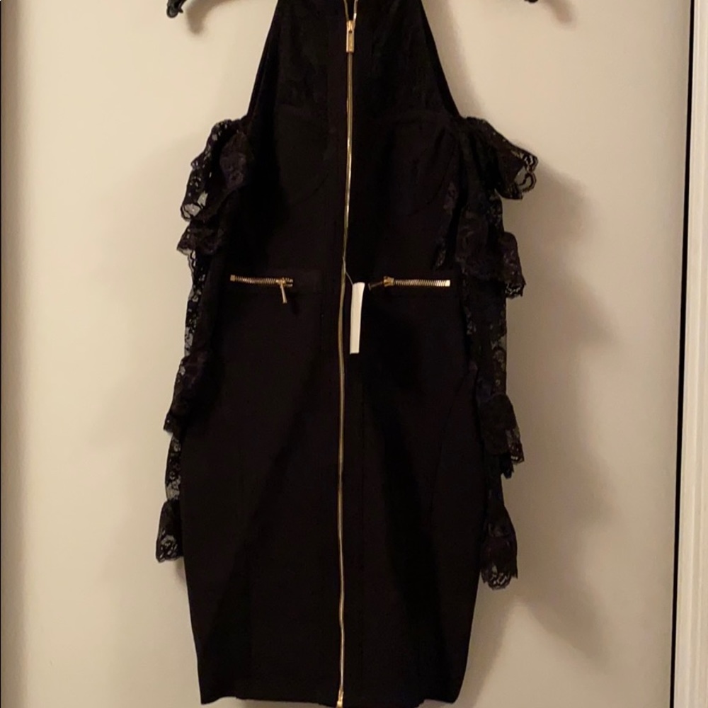 Black bandage zipper dress with lace sleeves